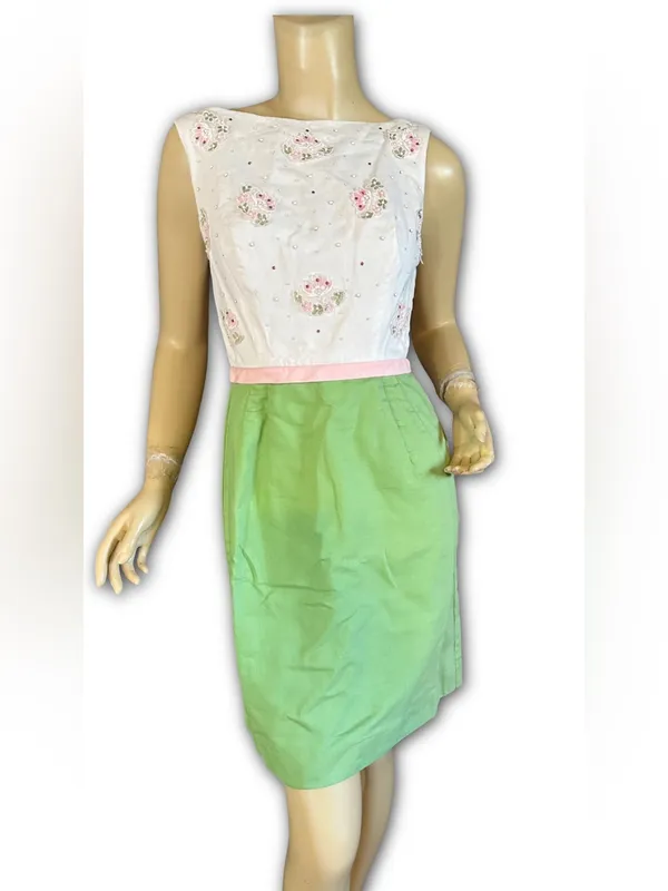 Vintage 1960'S Green, White & Pink Floral Print Sheath/Wiggle Dress (Xs) - Image 2