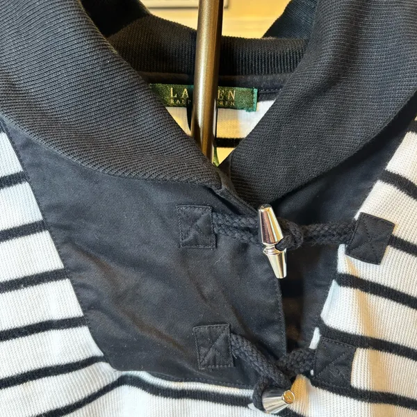 Women's Ralph Lauren Black and White Striped V-Neck Sweater Size Medium - Image 3