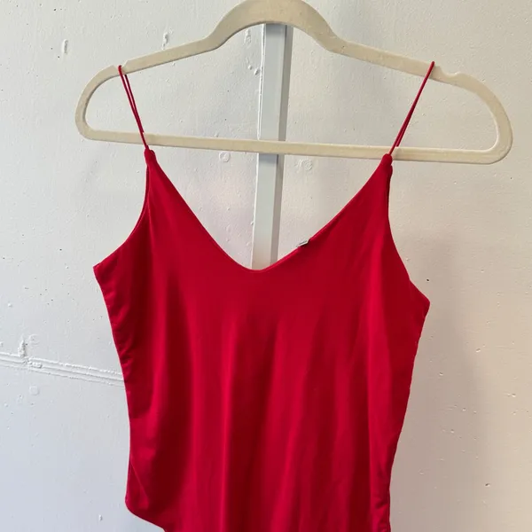 Gaze Red Spaghetti Strap V-Neck Bodysuit Small T42668‎ Stretch Snap Closure Soft - Image 2