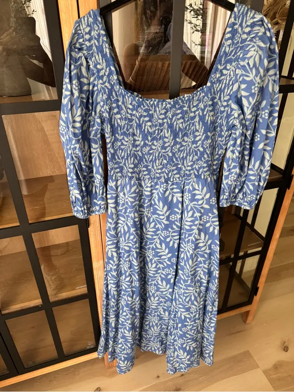 Elizabeth and James Olivia James The Label maxi dress smocked puff long sleeve floral block cotton - Image 3