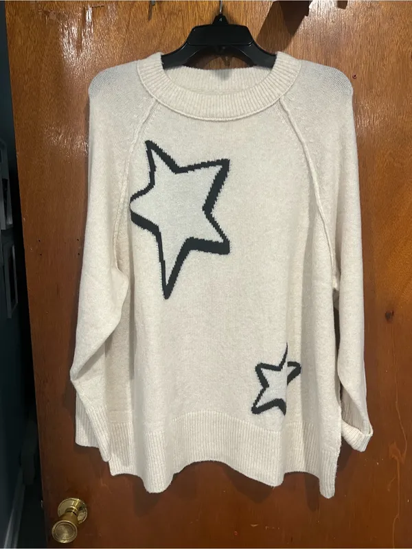 aerie Cream Sweater with Black Star Accents - Image 2
