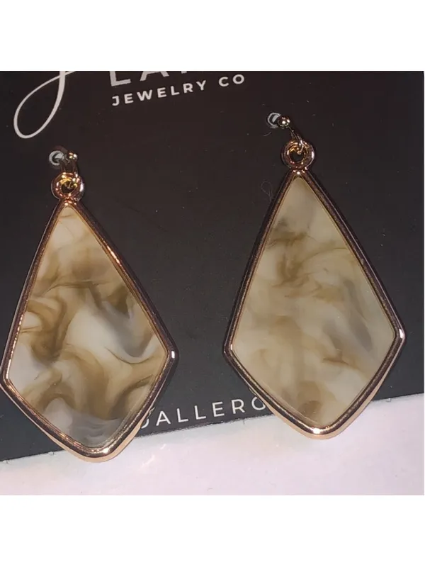 Jasmine Lane Marbled Gold Tone and Cream Dangle Drop Boho Earrings - Image 2