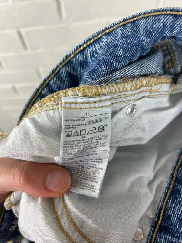 Old Navy Sky-Hi Wide Leg Extra High Rise Jeans Size 16 - Image 3