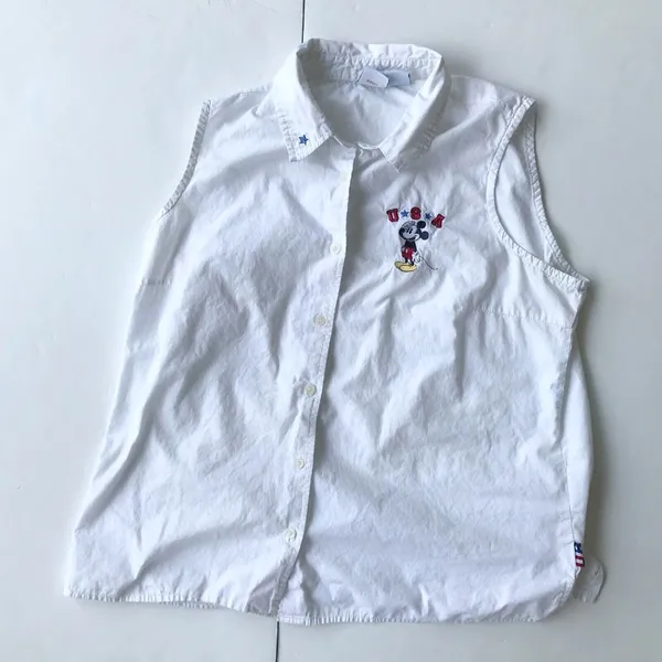 Disney Vintage Plus Sleeveless Top 1X White Embroidered Mickey Mouse U… - Image 8