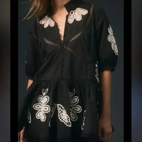 Anthropologie x Forever NWT That Girl Embroidered high neck Blouse - XS - Image 3