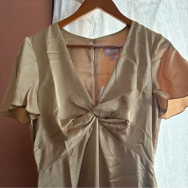 Show Me Your Mumu Rome Twist Gown True Gold Luxe Satin Maxi‎ Dress NWT Size XS - Image 4