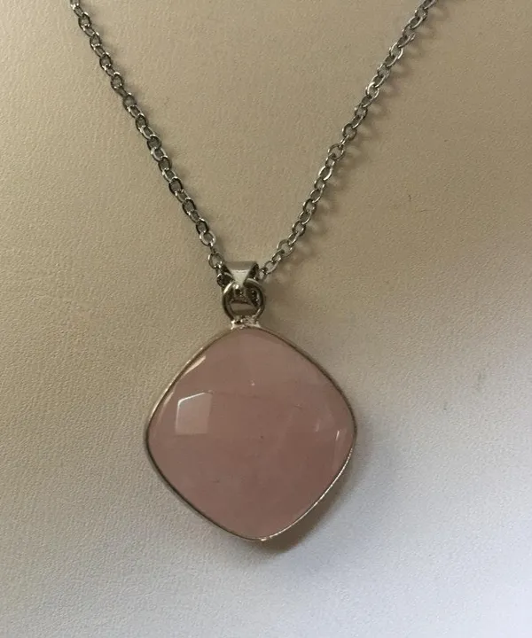 Handmade Rose Quartz Chain Necklace - Image 2