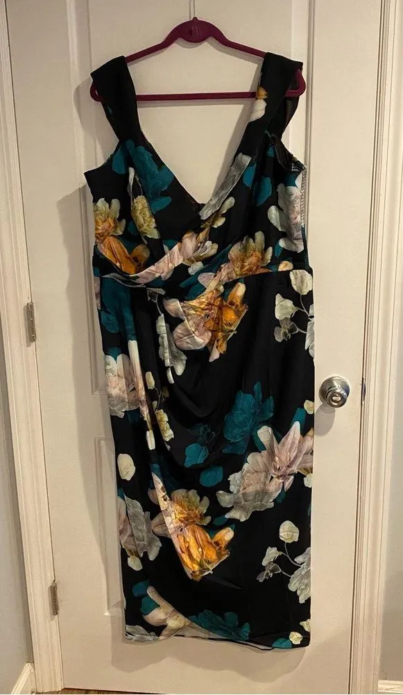 Floral City Chic Dress NWT Size XL - Image 2