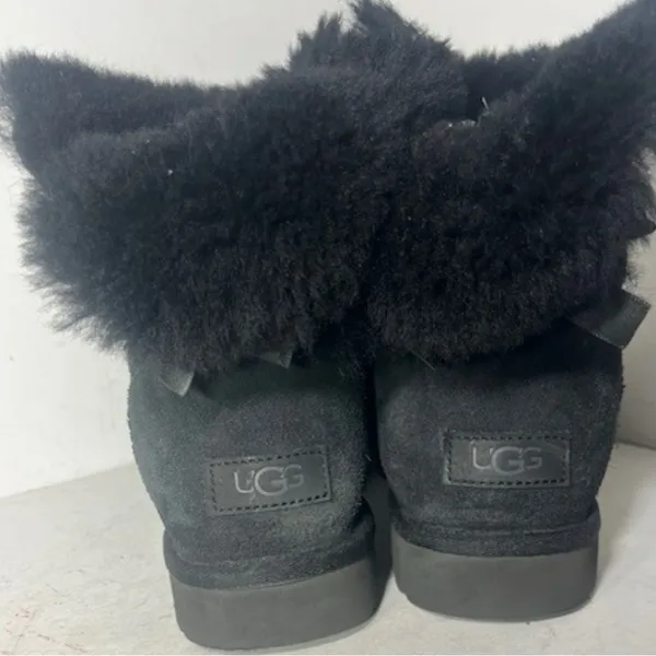 UGG 10 Women's black Suede Winter Boots - Image 2
