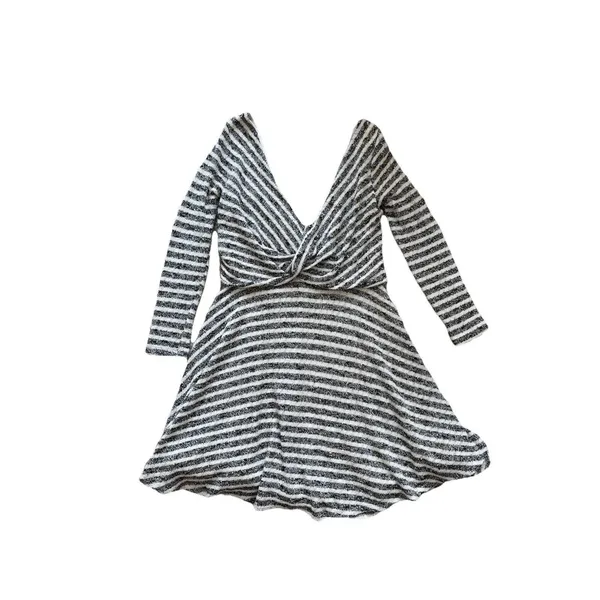 Free People Babydoll Dress XS Gray V-Neck‎ Boho Mini Tunic Flare Rayon Womens - Image 3
