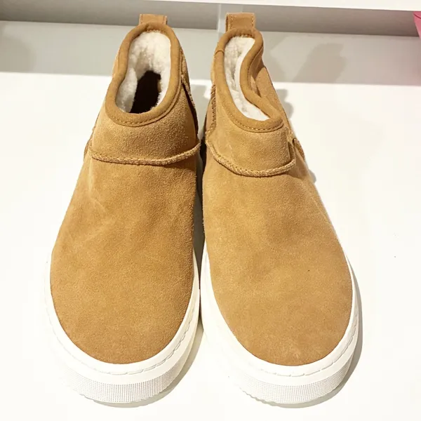 UGG Alameda Mini Boot Chestnut Fur‎ Lined Size 8 NEW - Image 2