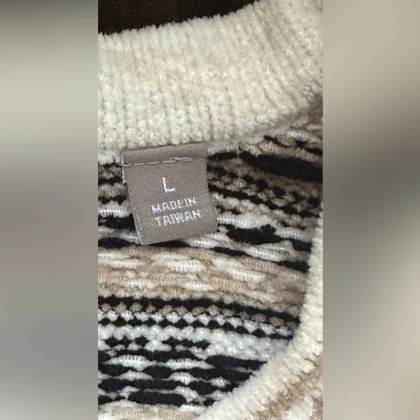 Croft & Barrow Cream Beige Black Nordic Pattern Metal Clasp Closure Sweater Sz L - Image 11