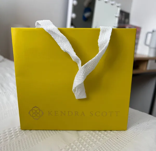Kendra Scott Earring - Image 2
