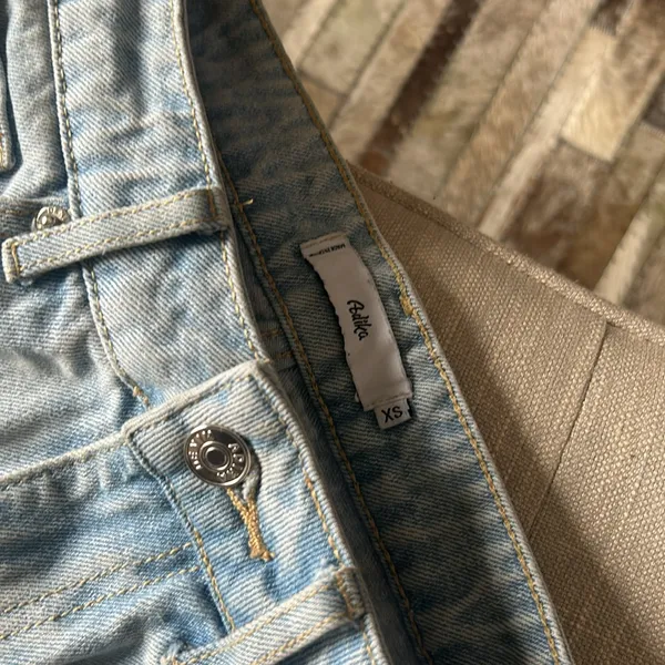 Adika‎ Light Washed Distressed Denim Jeans Size XS - Image 6
