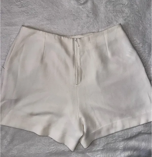 Mango basics shorts  - Image 3