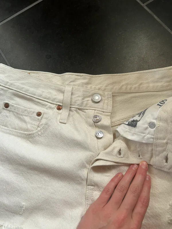 Levi's 501 Shorts - Image 2