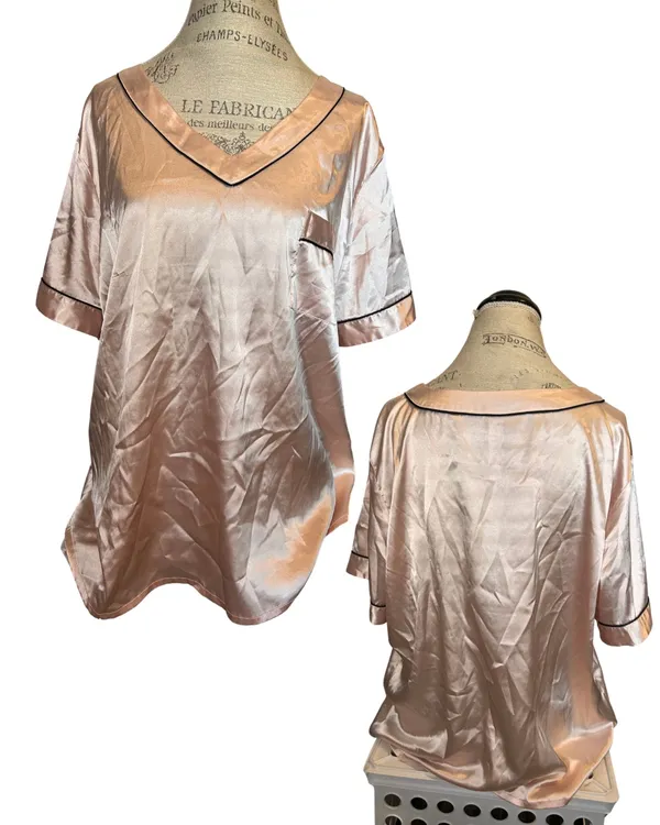 Silky/Satin Pajama Top Pink Size XL - Image 2