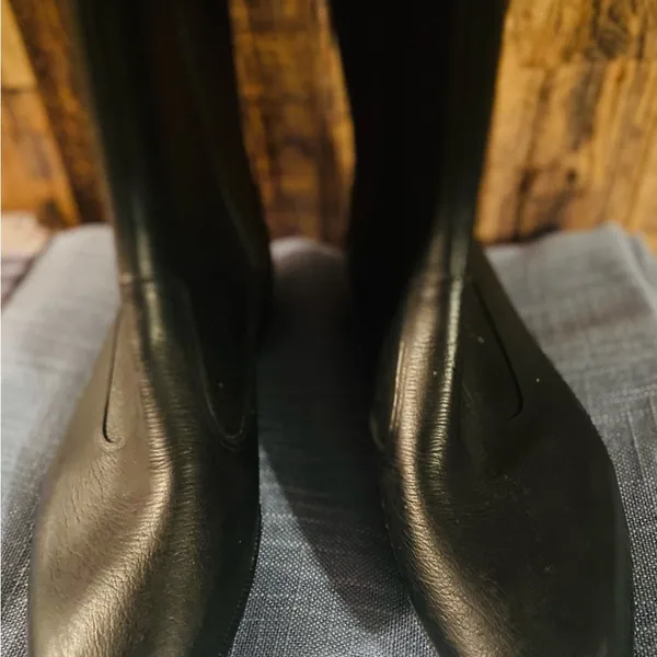 Vintage English leather and sheep lined boots - Image 9