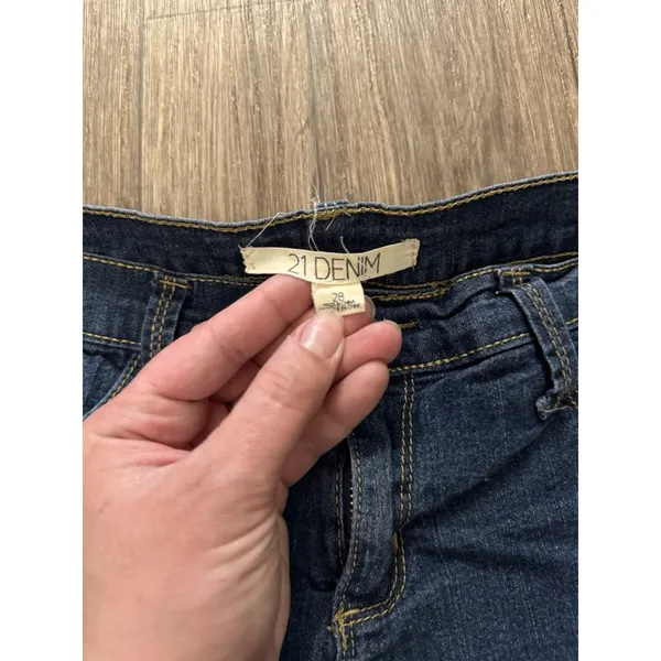 Forever 21 Shorts Womens 28 Blue‎ Dark Wash Denim Jorts Jean Y2K Summer Beach - Image 2