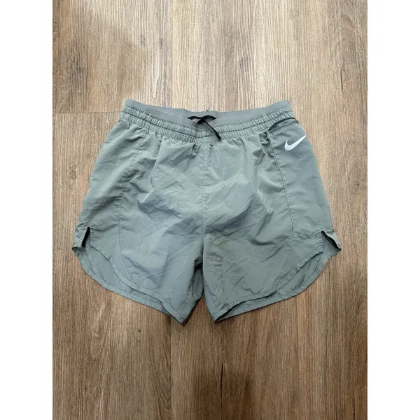 NIKE Women's Dri Fit 5" RUNNING SHORTS GRAY‎ SZ XS - Image 2