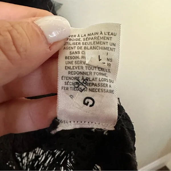 Trouvé black lace sleeveless top with eyelash edges Sz S EUC - Image 6