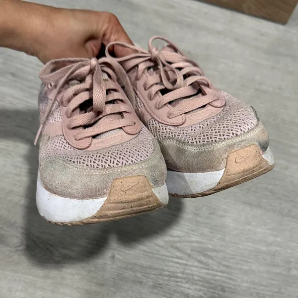 Nike Air Max Women's Sneakers in Light Pink - Image 8