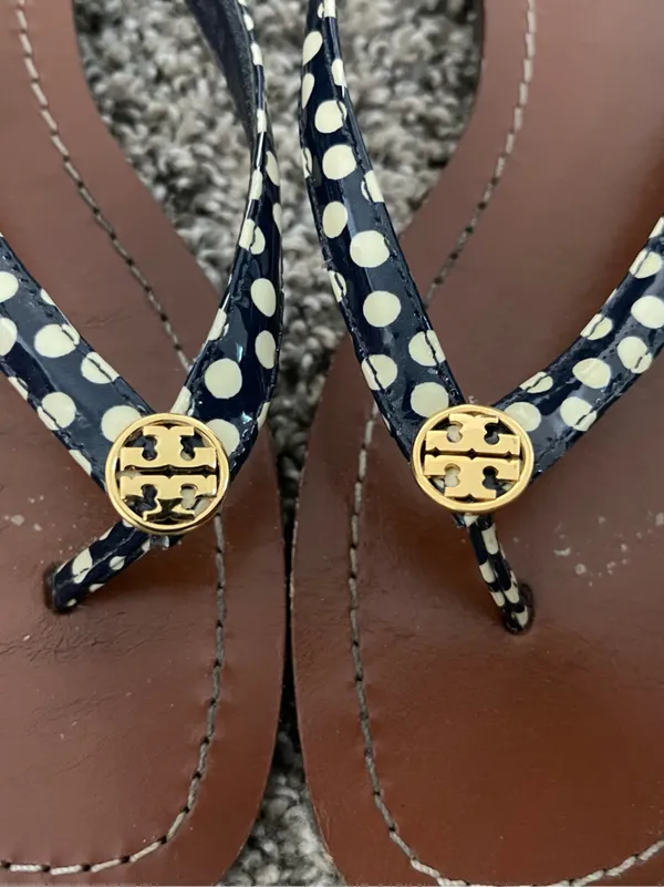 Women’s Tory Burch Terra Nautical Polka Dot Thong Sandals Flip Flops Navy Sz 10 - Image 3