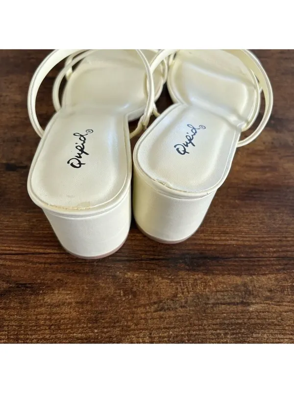 Qupid‎ Strappy Block Heel Slide Sandals Size 10 Cream Square Toe Minimalist - Image 5