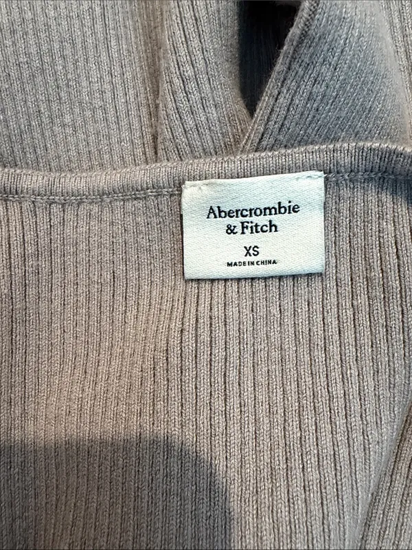 A&F sweetheart bodysuit - Image 4