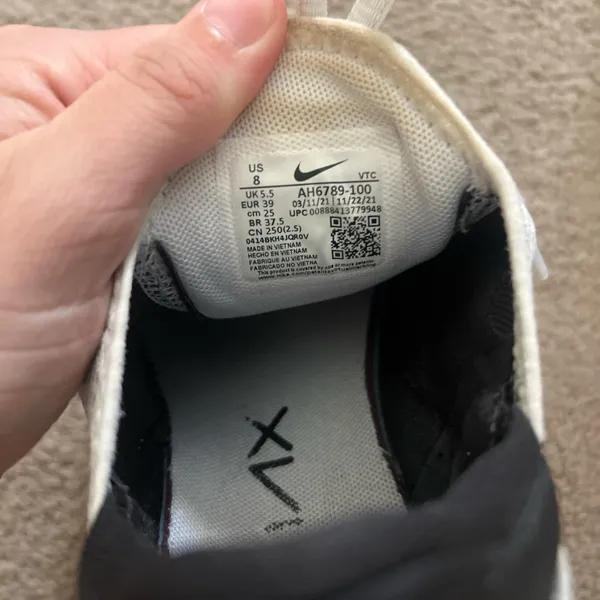 Nike Air Max 270 Women’s Shoes - Image 3