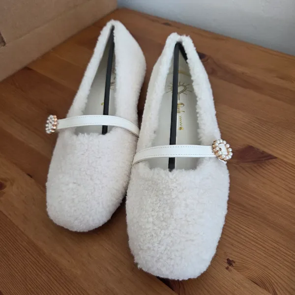 SheIn Faux Sherpa Ballet Flat Shoes Mary Janes Cream Ivory Buckle Twee Preppy Kawaii 9 - Image 2
