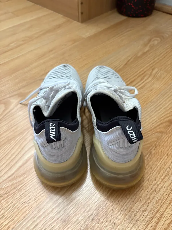 Nike Shoes Air 270 - Image 3
