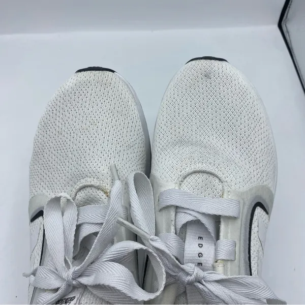 Adidas Womens 9 Running Shoes White Black Edge Lux‎ 5 Athletic Sneakers Jogging - Image 2