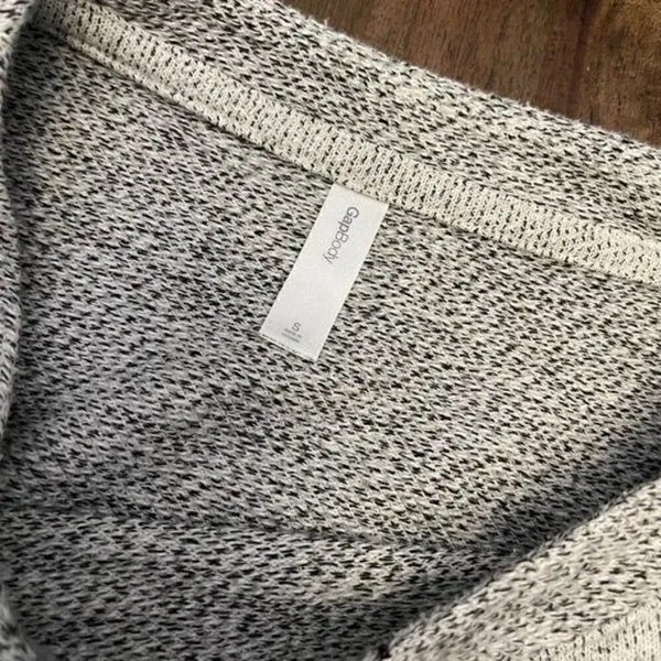 Gap Gapbody Yoga Sweatshirt - Image 4