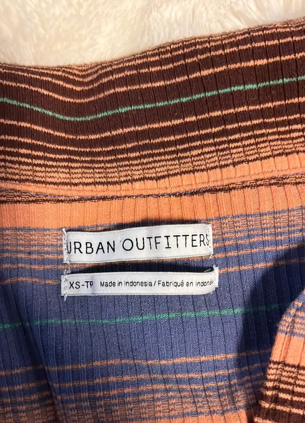 Urban Outfitters Collared Top - Image 2