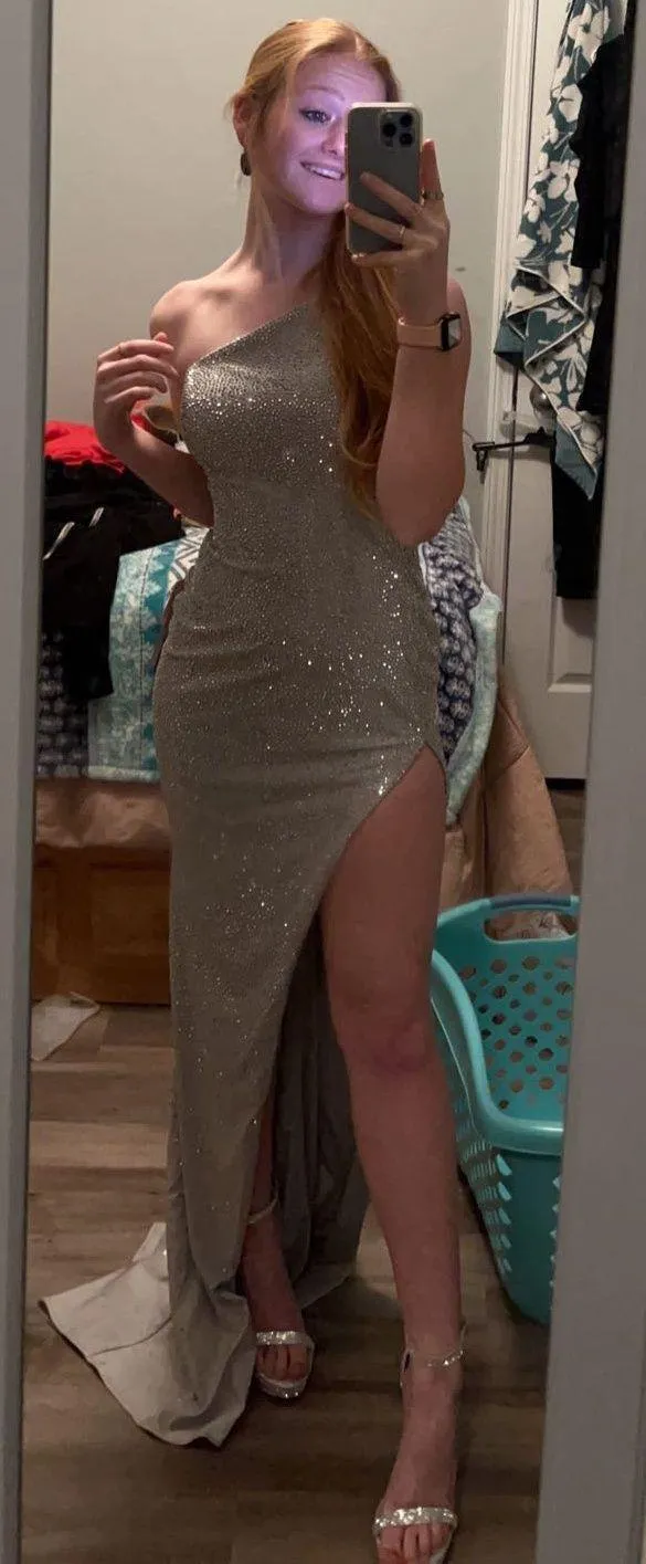 Sherri Hill Sparkly Silver Prom Dress - Image 3