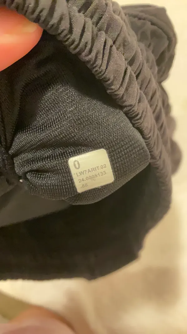 Lululemon short hotty hot - Image 2