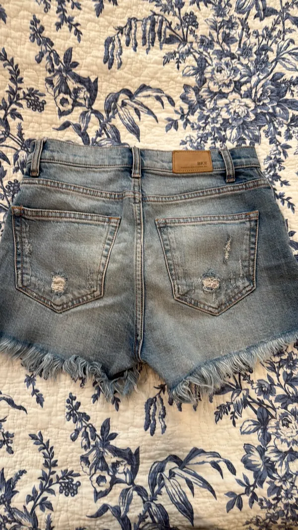 BKE Buckle Billie Shorts  - Image 4