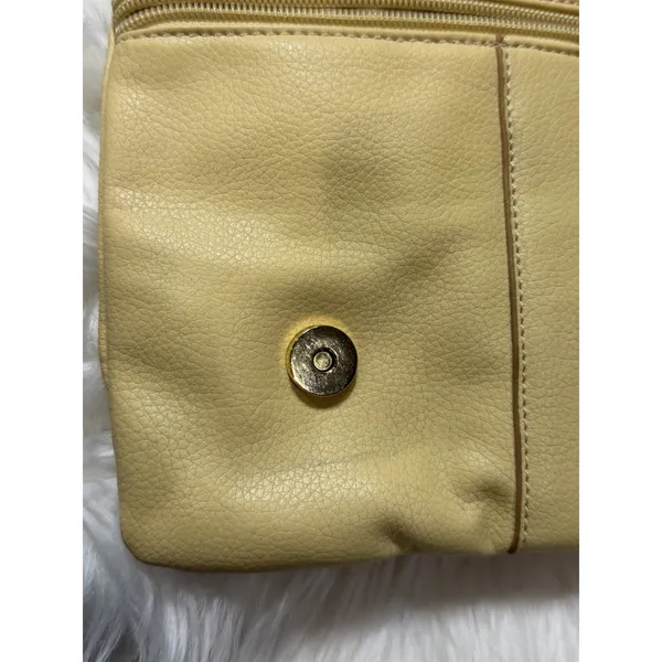 Daisy Fuentes Y2K Wristlet Clutch Purse Yellow Tan Gold Hardware Buckle Bag - Image 10