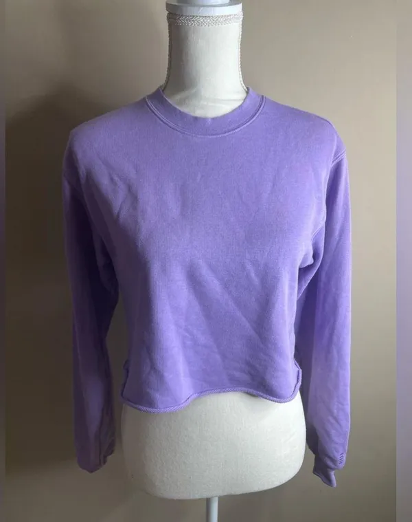 Aritzia TNA airy perfect fleece crop sweatshirt XS - Image 3