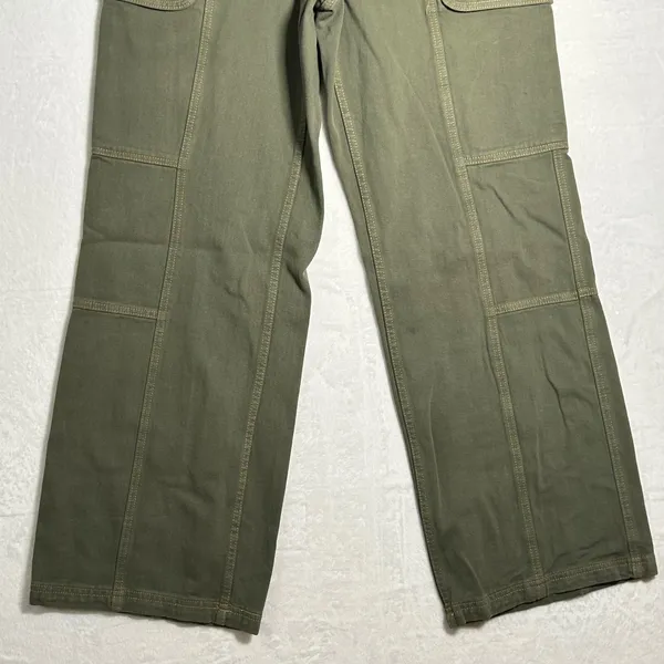Pacsun Low Rise Puddle Cargo Pants Olive‎ Green Women's Size L Wide Leg - Image 9
