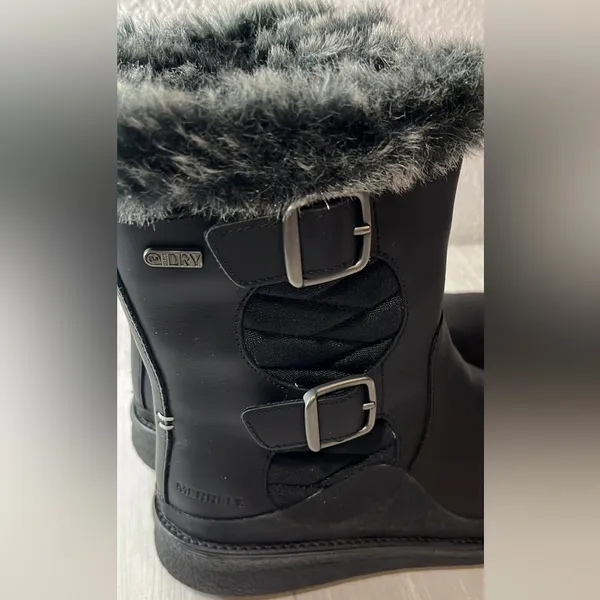 Merrell Black Winter Boots with Fur Trim - Image 4