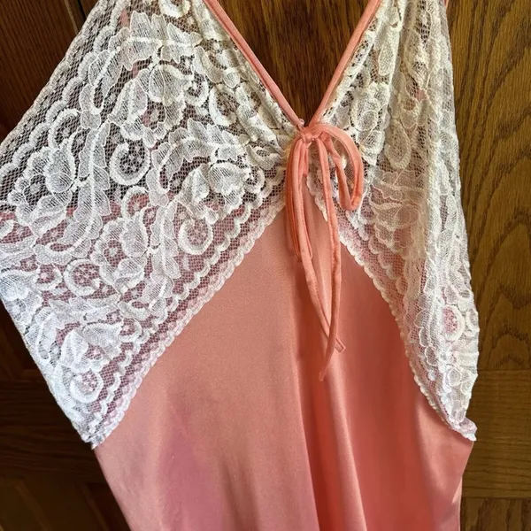 Vintage Slip Sleep Gown Pink Lace Sleepwear Size M/L Sexy Glamour Full Length - Image 2