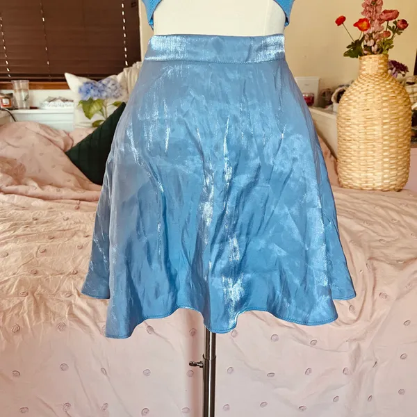 Boutique NEW Shimmery Circle Skirt - Image 6