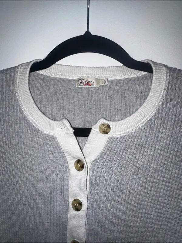 Faherty Women's Mikki Henley Neutral Colorblock Sweater - Image 8