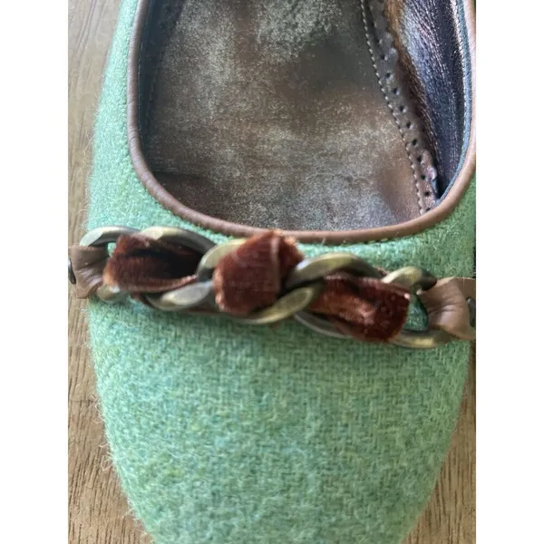 J.Crew Women’s Green Wool Ballet Flats Leather Lining and Chain Detail, Sz 7 - Image 8