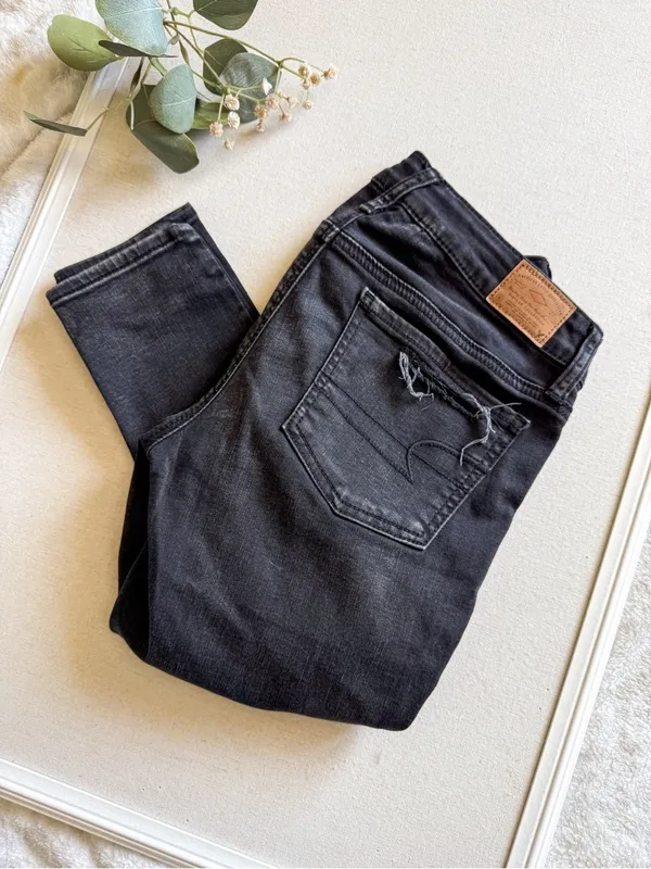 American Eagle Black Distressed Super Stretch Skinny Vintage Collection Size 2 - Image 2