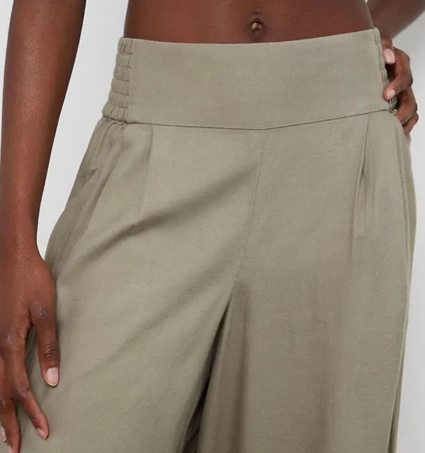Aritzia Sunday best Sullivan pant brand new size M - Image 2