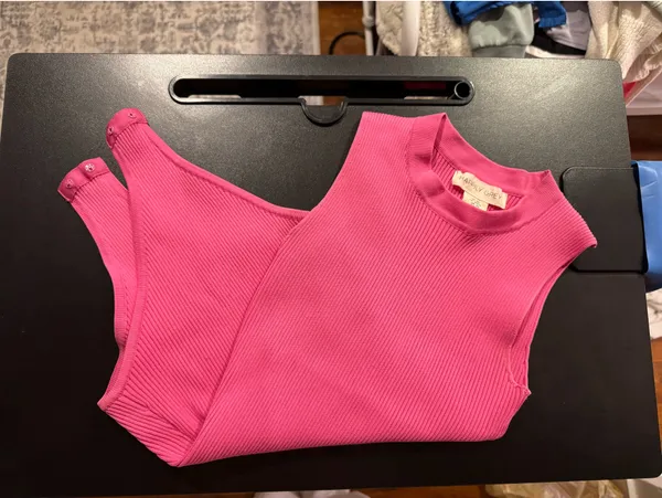Pink mock neck bodysuit Size XS - Image 2
