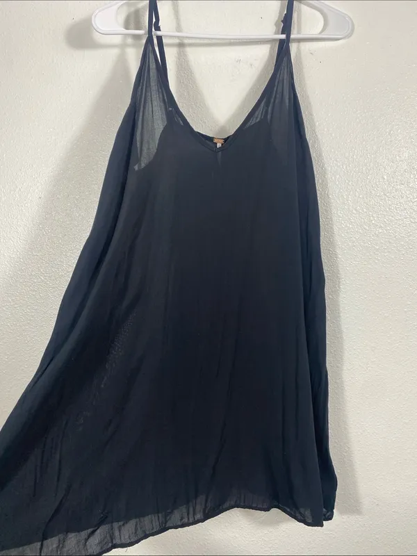 Free People black spaghetti-strap tunic top, size M 100% Viscose - Image 3
